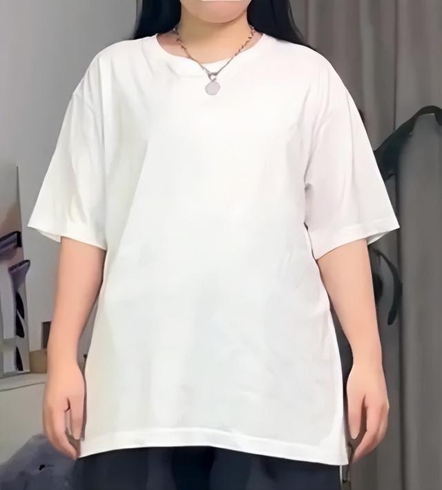 六郃彩：有點肉的女生，這麽穿簡直絕了！