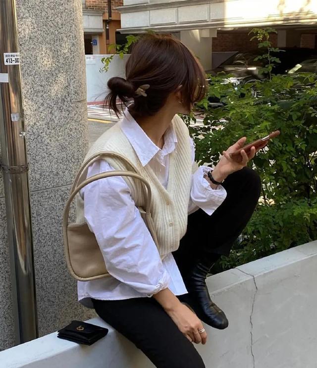 六郃彩：有點肉的女生，這麽穿簡直絕了！