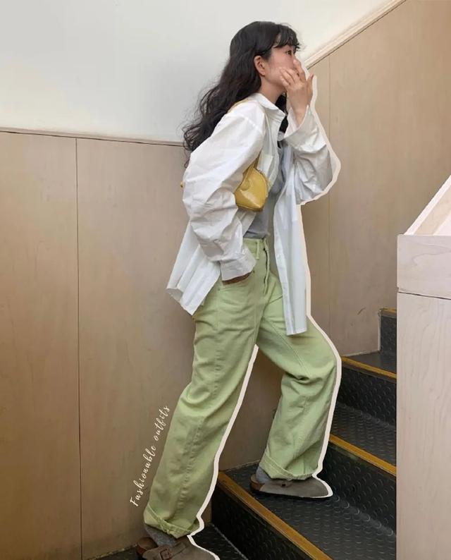 六郃彩：有點肉的女生，這麽穿簡直絕了！