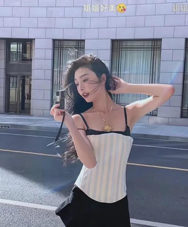 賭波：虞書訢和鞠婧禕都愛上了快絕版的“撕拉片”